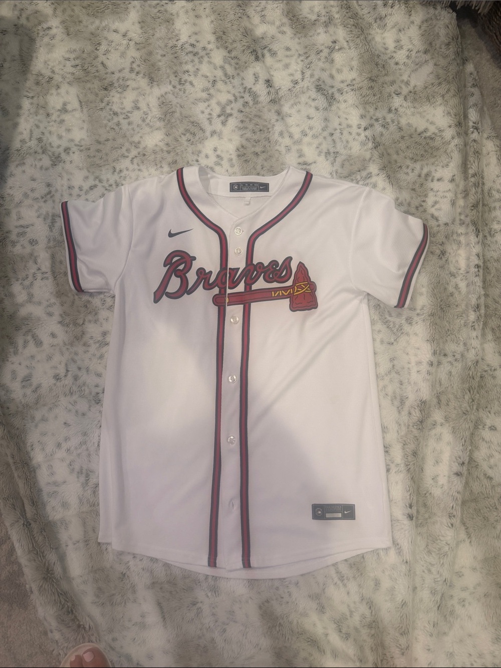 Nike White Atlanta Braves Kids Button-Up Jersey with Red and Navy Trim